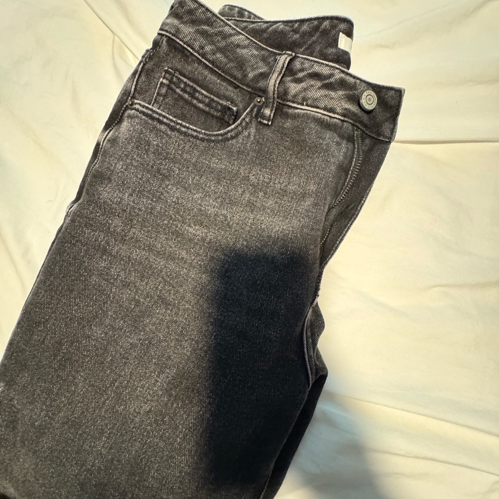 PacSun Women’s Dark Gray Mom Jeans